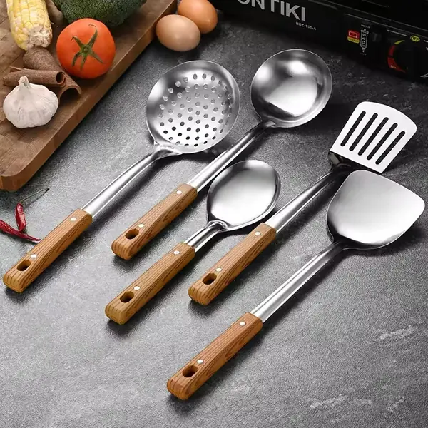 5-Piece Kitchen Utensil Set — Wood Handles